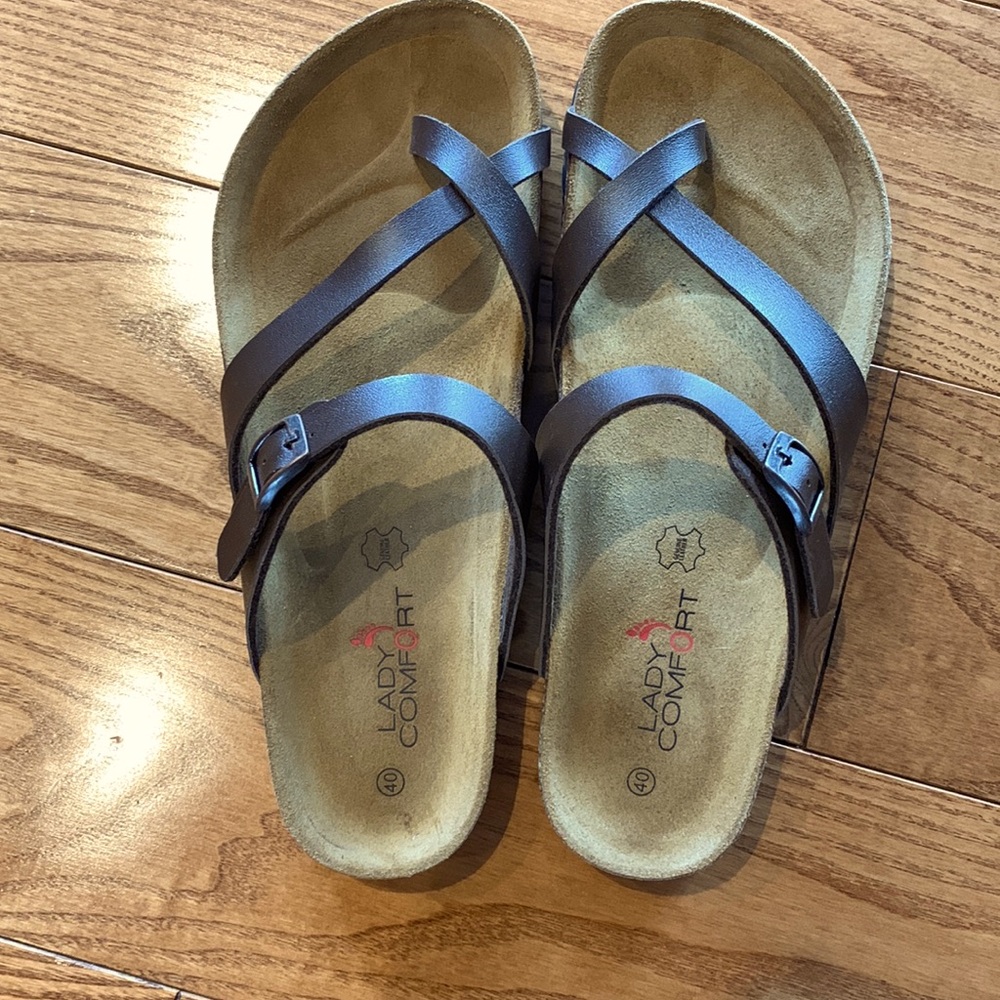Lady Comfort sandals size 40 (9.5)